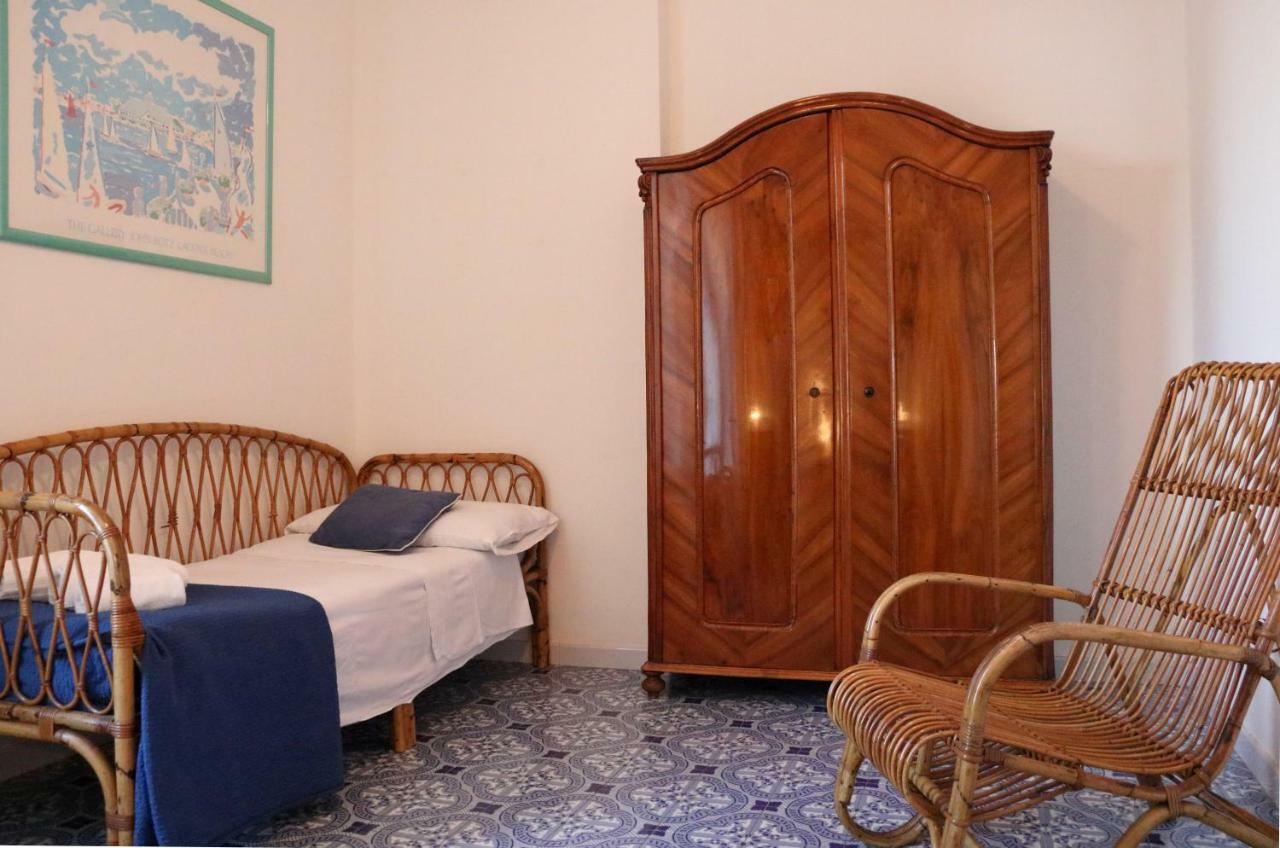Villa Del Melograno 帕蒂 外观 照片